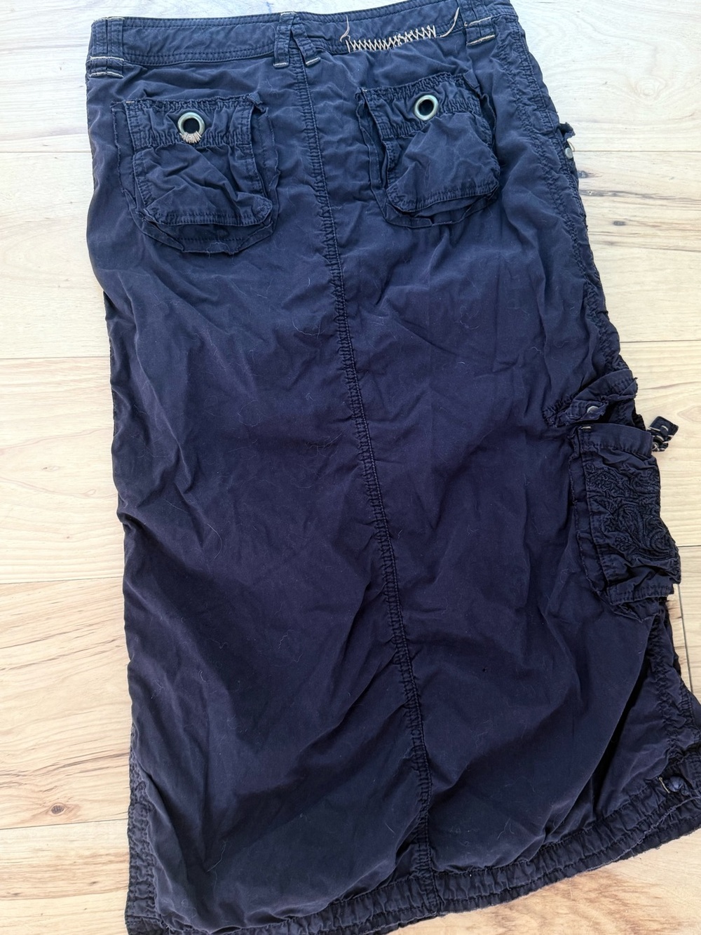 Pure Color Women’s dark brown utility midi skirt with unique details. Size 27. - Picture 4 of 5